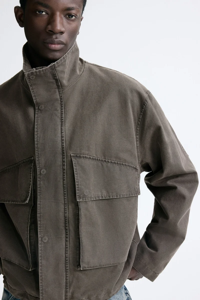 اتش اند ام جاكيت بياقة قائمة