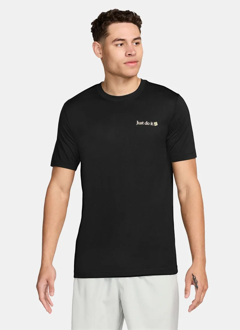 نايكي Men's Dri-FIT Training T-Shirt