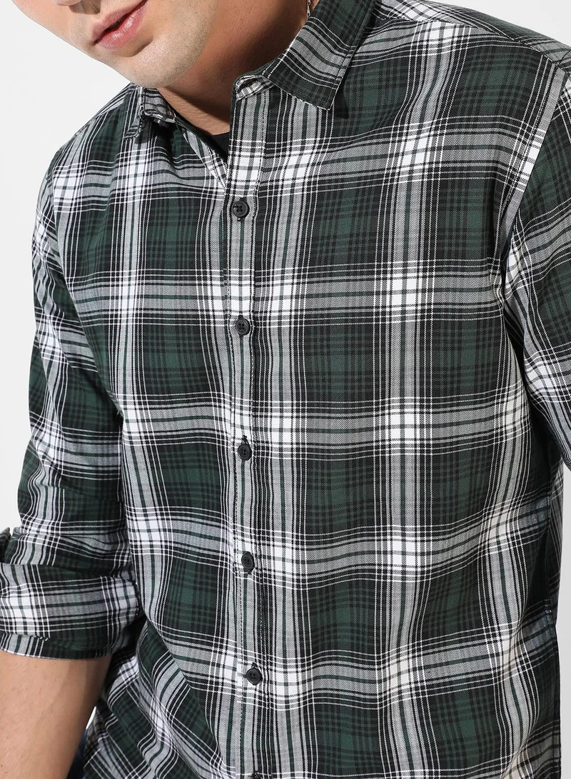 Campus Sutra Men's Green Checkered Regular Fit Casual Shirt