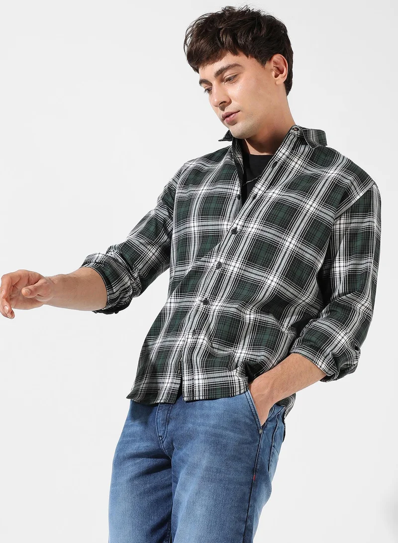 Campus Sutra Men's Green Checkered Regular Fit Casual Shirt