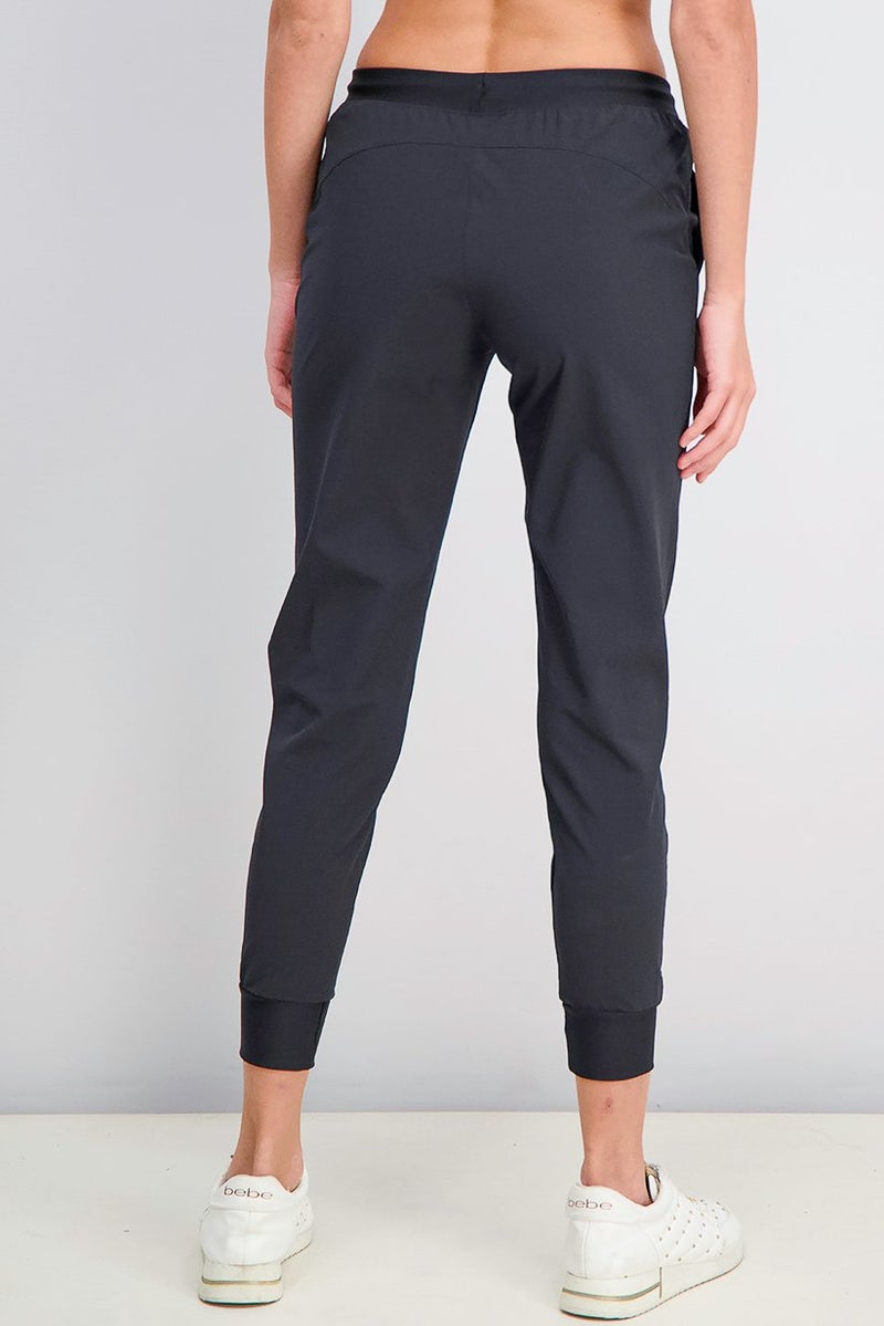 UNDER ARMOUR سروال رياضي نسائي، أسود - Image 4
