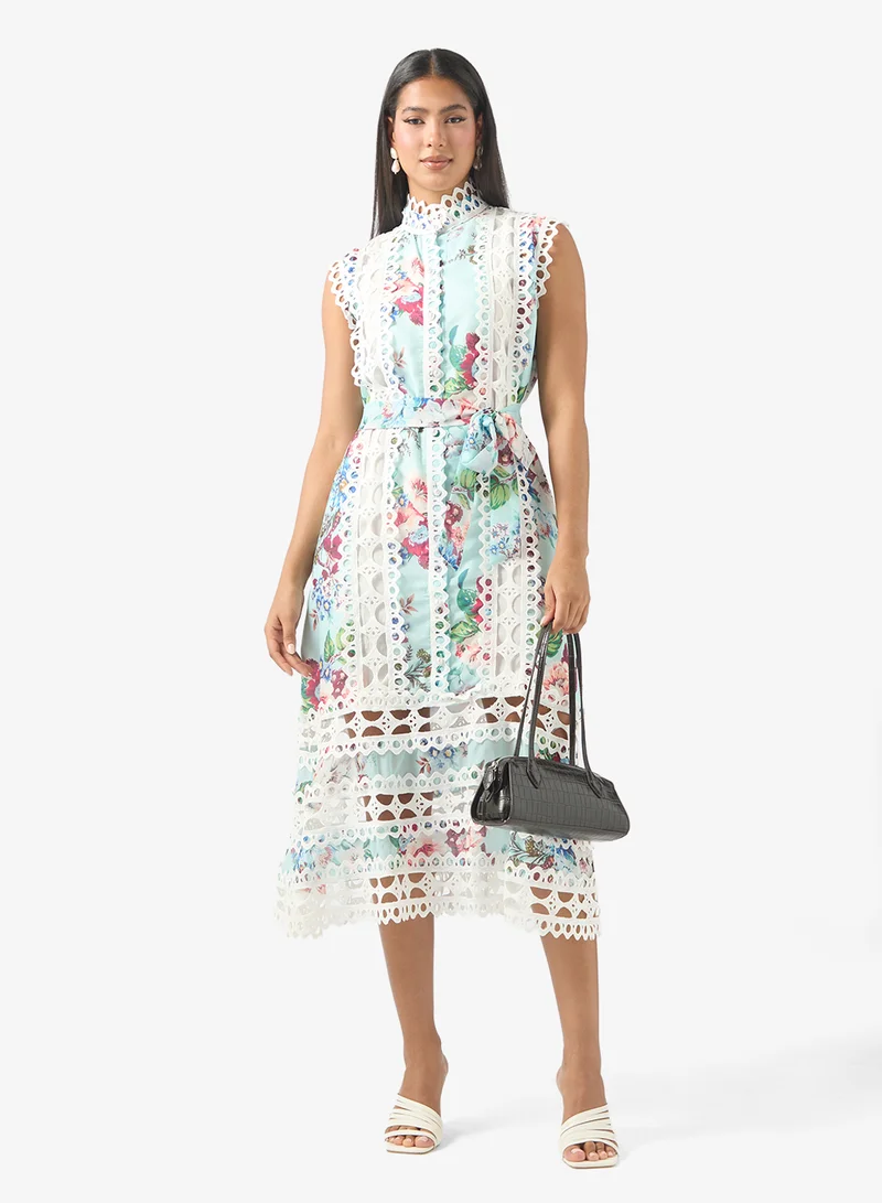 ايلا فستان سهرة بفتحات دانتيل