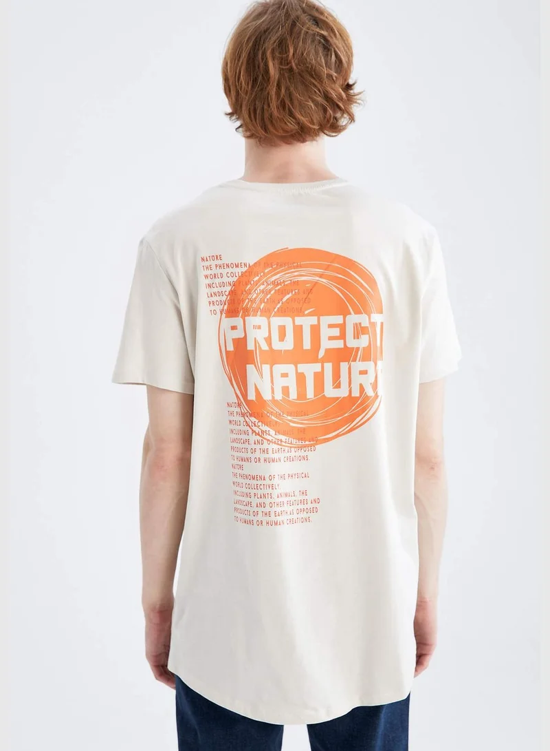 ديفاكتو Long Fit Short Sleeve Back Print T-Shirt