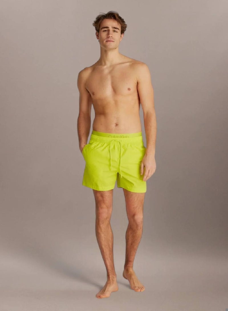 كالفن كلاين جينز شورت سباحة بخصر مزدوج من النايلون الناعم سي كيه - Image 4