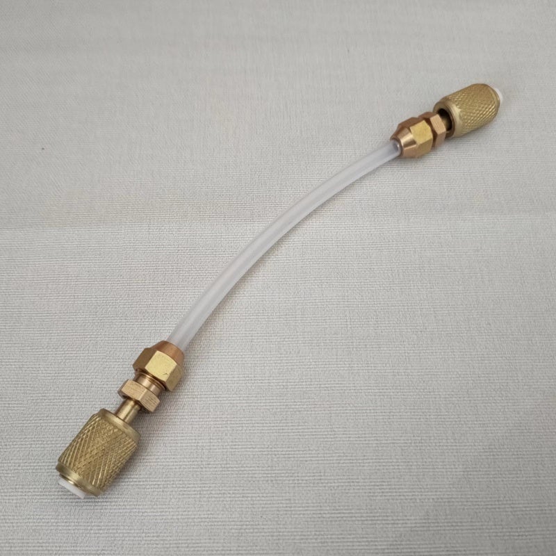 Air Conditioner Oil Inject Tool: 30ml 1/4 Inch Female SAE Connector - Low-side Quick Coupler Adapter Oil Inject Tool for Home Office Car AC Systems, Refrigerant Leak Monitoring - Image 4