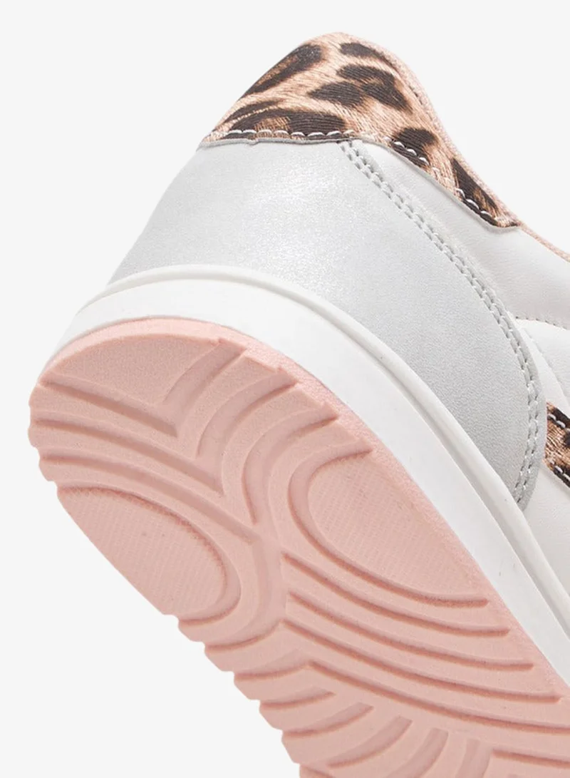 فلورا بيلا من شو إكسبرس سنيكرز بناتي بألوان متداخلة وإغلاق بشريط لاصق