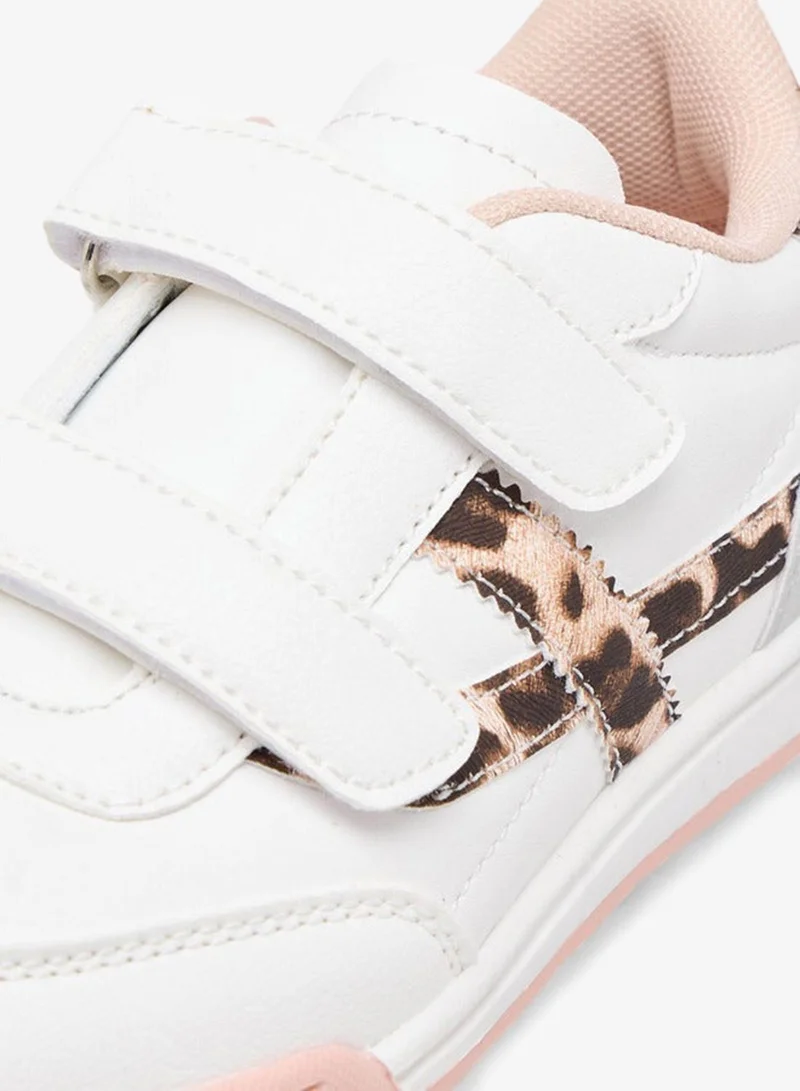 فلورا بيلا من شو إكسبرس سنيكرز بناتي بألوان متداخلة وإغلاق بشريط لاصق