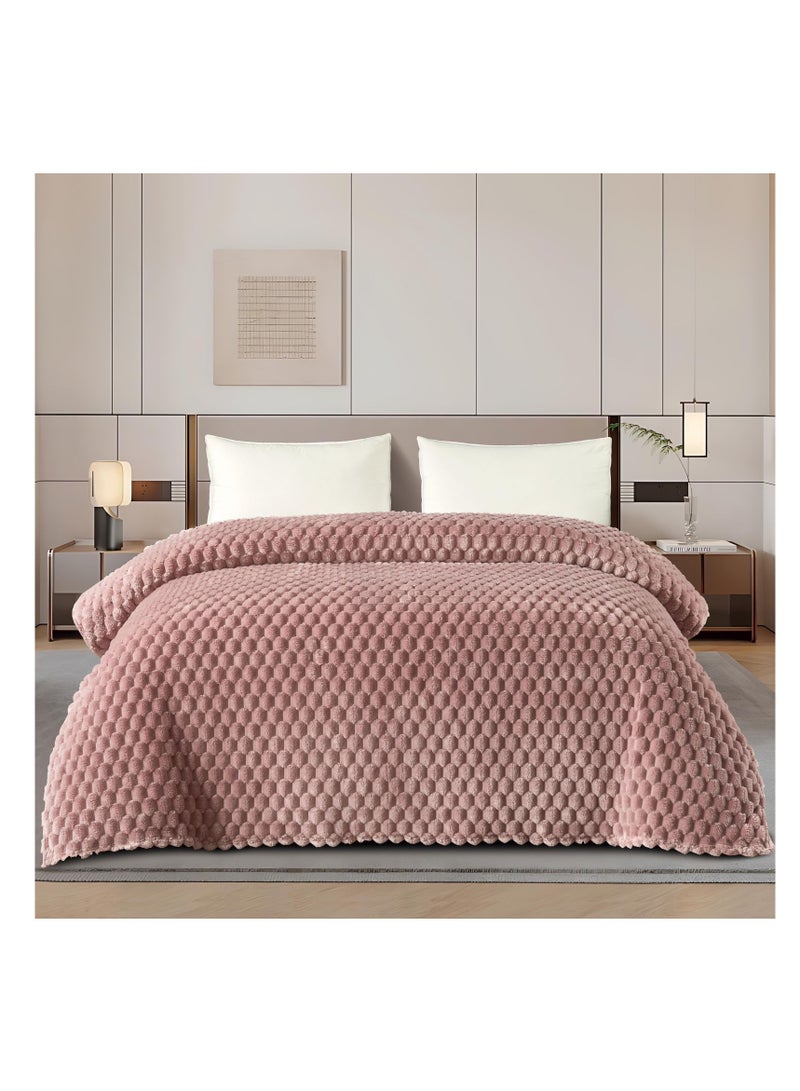 مينج لي بطانيه نفرين مخمليه  ساده محفور مقاس  220*240سم - Image 1