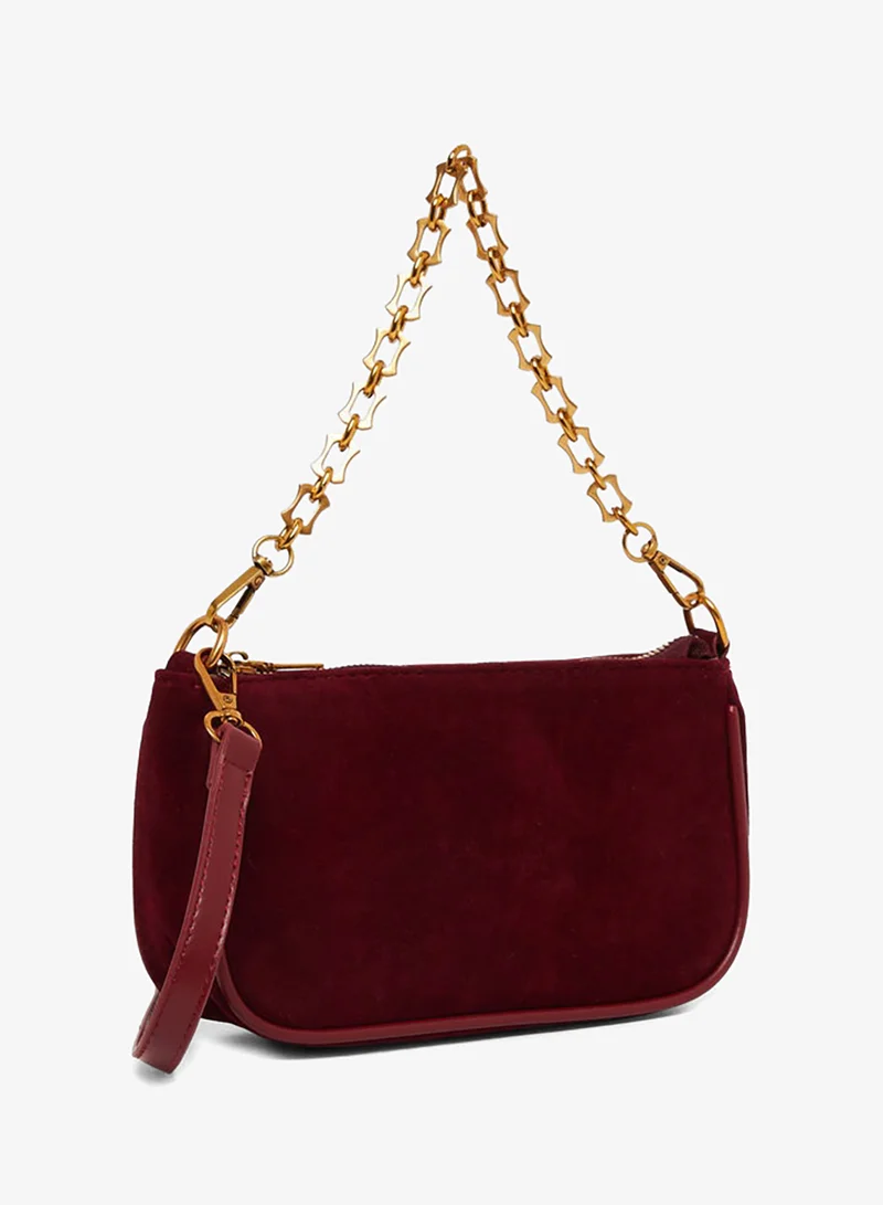 Styli Styli Chain Drop Velvet Look Baguette Bag