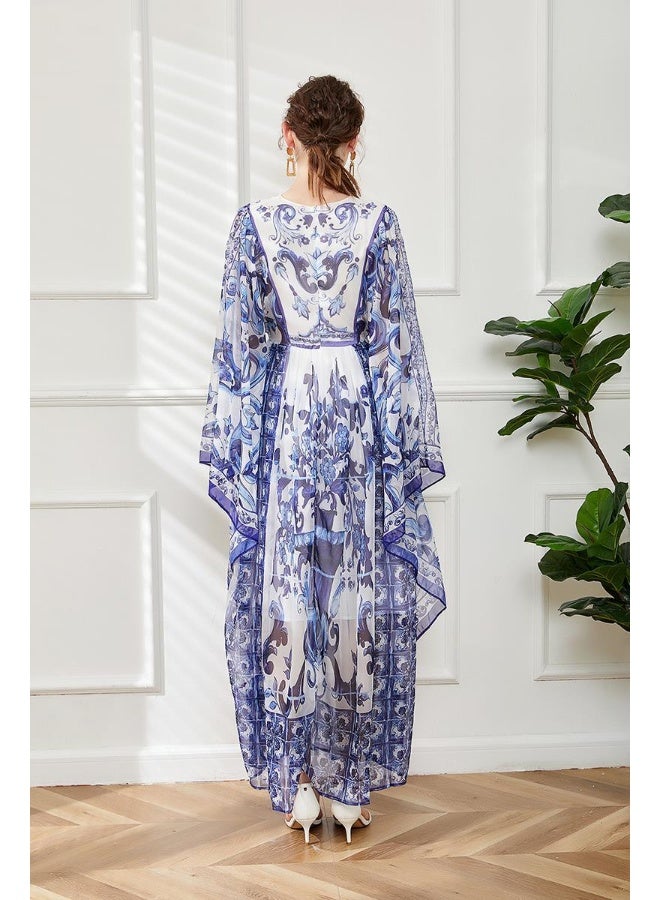 مدام يونيك فستان بأكمام طويلة مزخرف بتصميم خزفي أزرق تقليدي - Image 2
