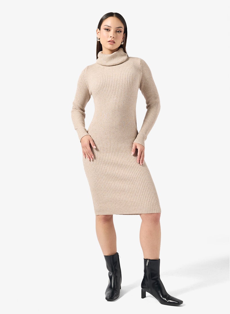 اونلي فستان ميدي ضيق محبوك بياقة ملفوفة - Image 4