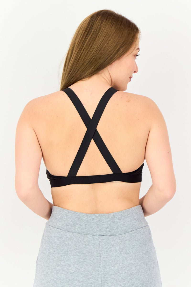 Reebok حمالة صدر رياضية مبطنة بشعار العلامة التجارية للنساء، سوداء - Image 3