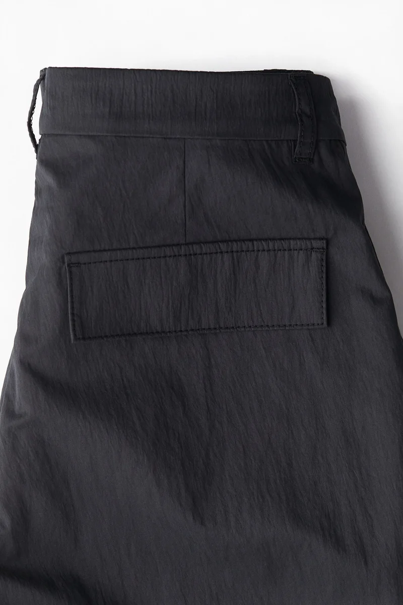 H&M Tailored crêpe trousers