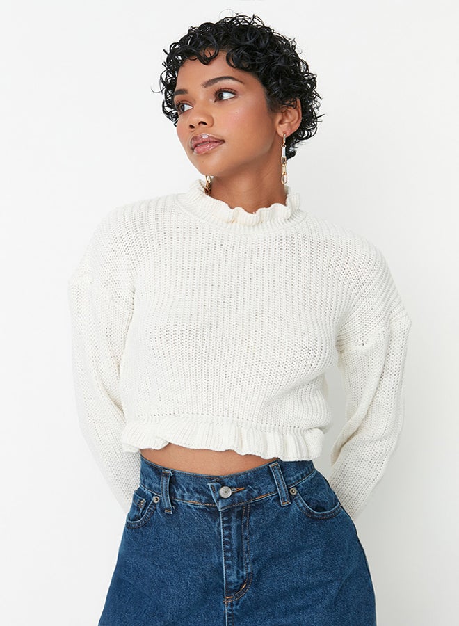 trendyol Ecru Crop Knitwear Sweater TWOAW22KZ0530  - Image 1