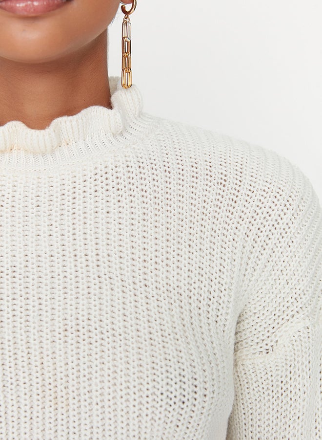 trendyol Ecru Crop Knitwear Sweater TWOAW22KZ0530  - Image 4