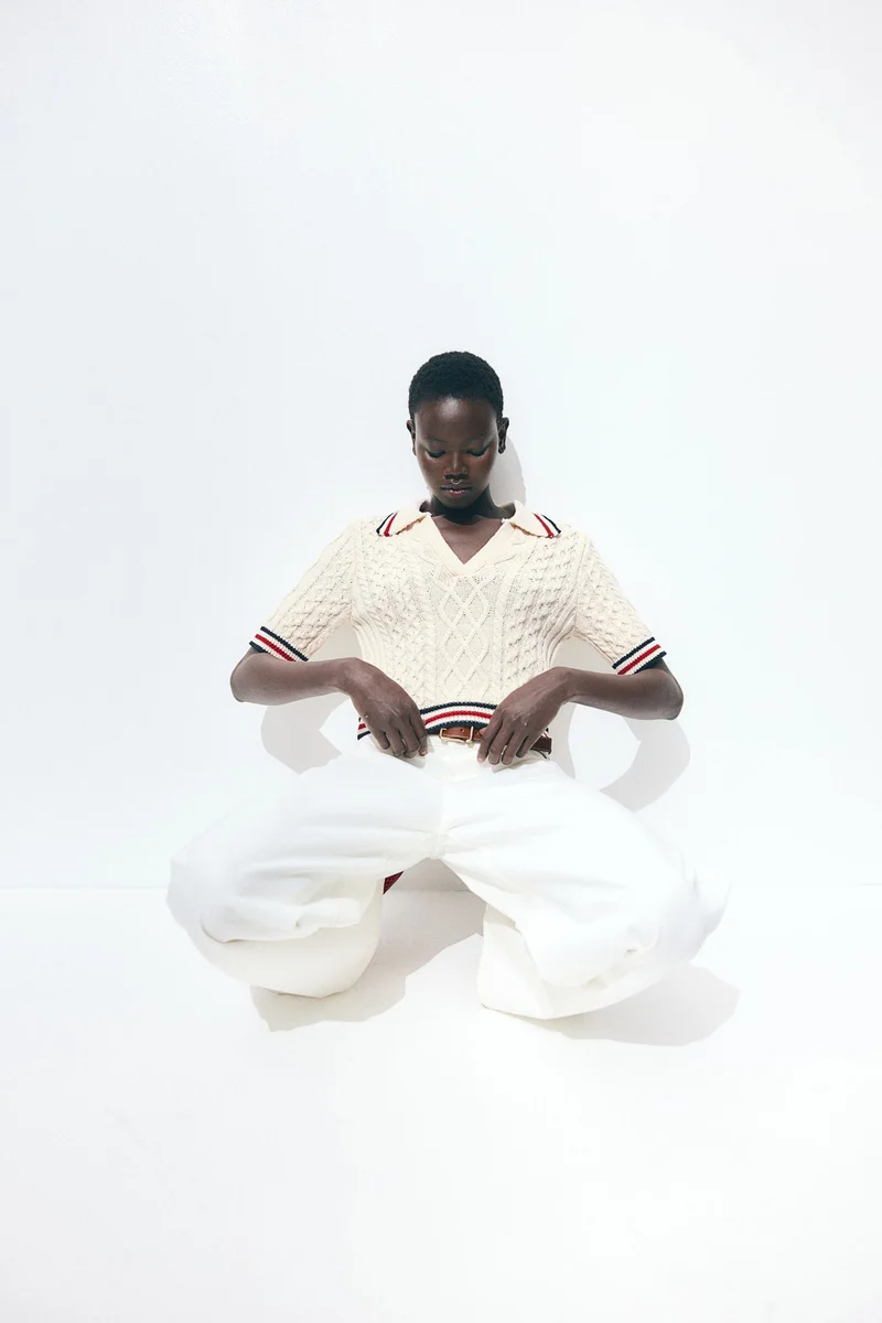 اتش اند ام تي-شيرت بولو بنمط الحبال