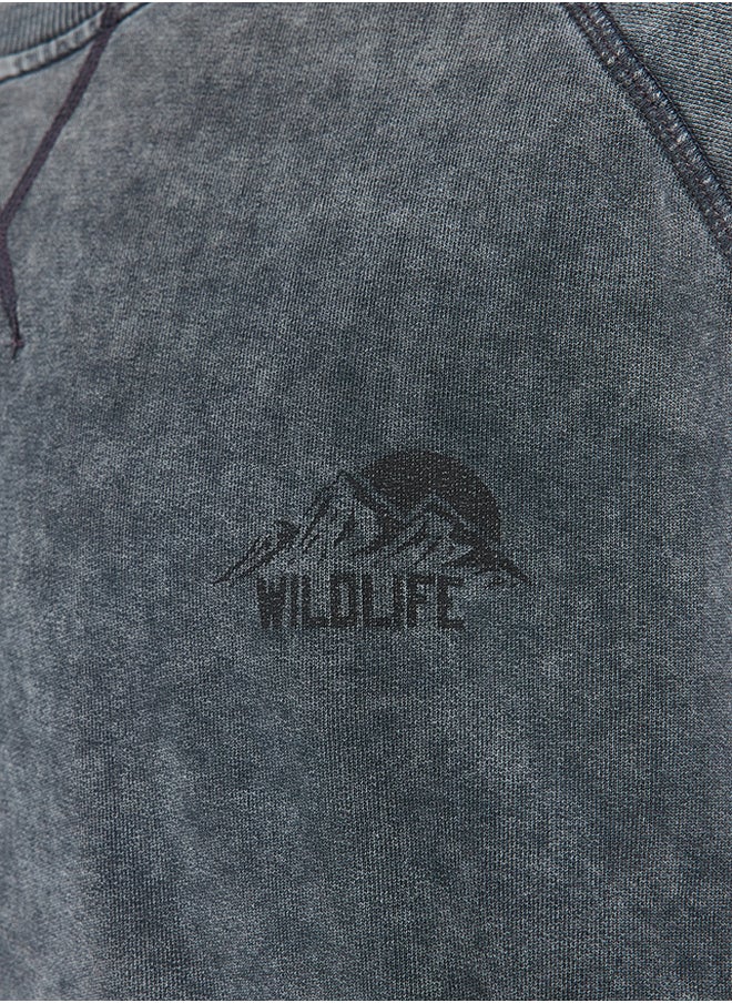 trendyol Anthracite Oversize/Wide Fit Tropical Printed 100% Cotton Sweatshirt TMNAW24SW00060  - Image 5