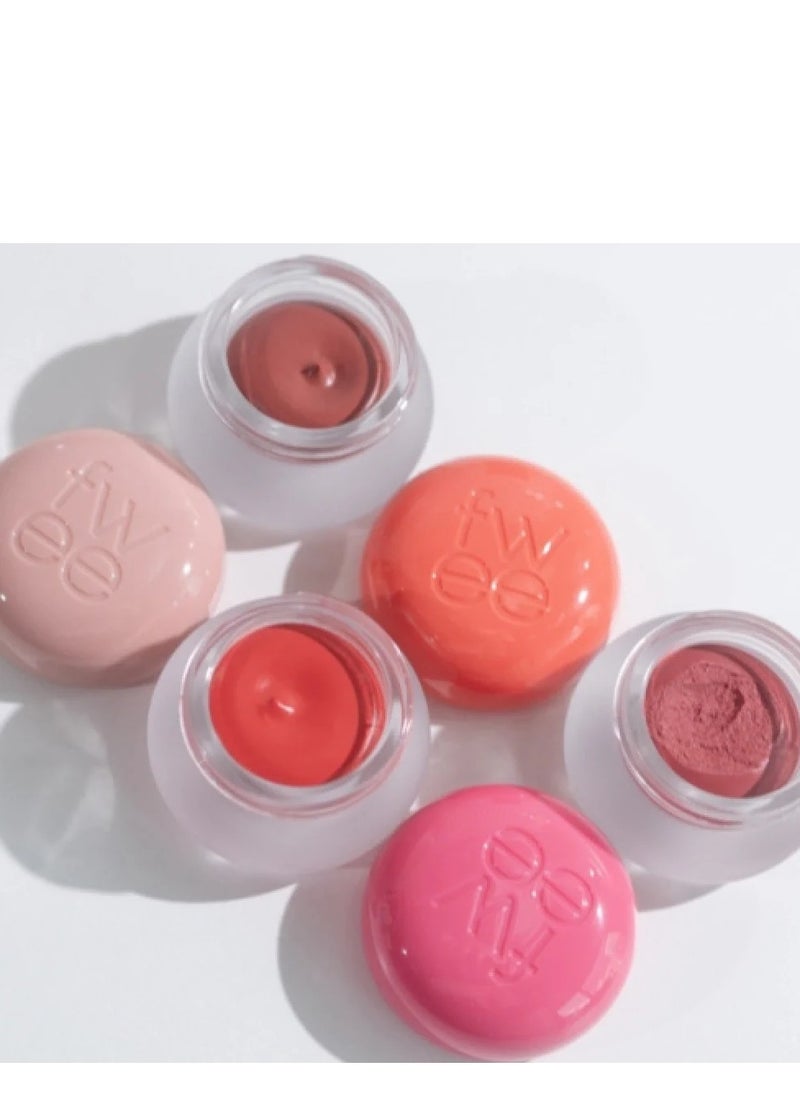 fwee - FWEE Lip & Cheek Blurry Pudding Pot PK01 Baby 5g and Fwee Fingerlike Silicone Lip Brush - Image 1