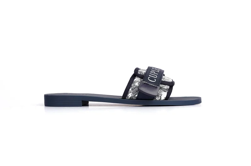 Ladies Lifestyle Slides