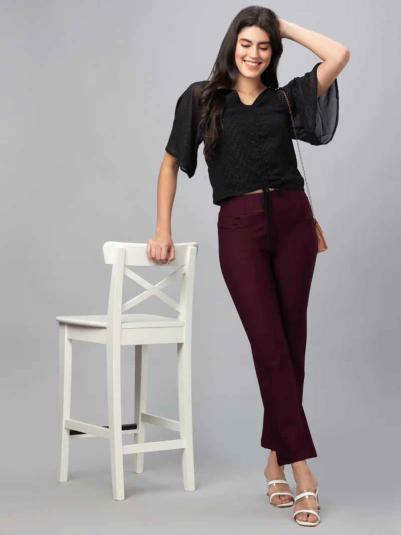 globus Women Wine Solid Regular Fit Tregging