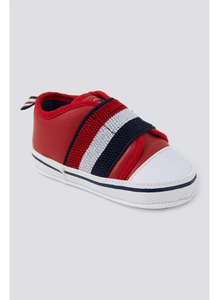 يو اس بولو اسن Soft Texture Red Baby Shoes