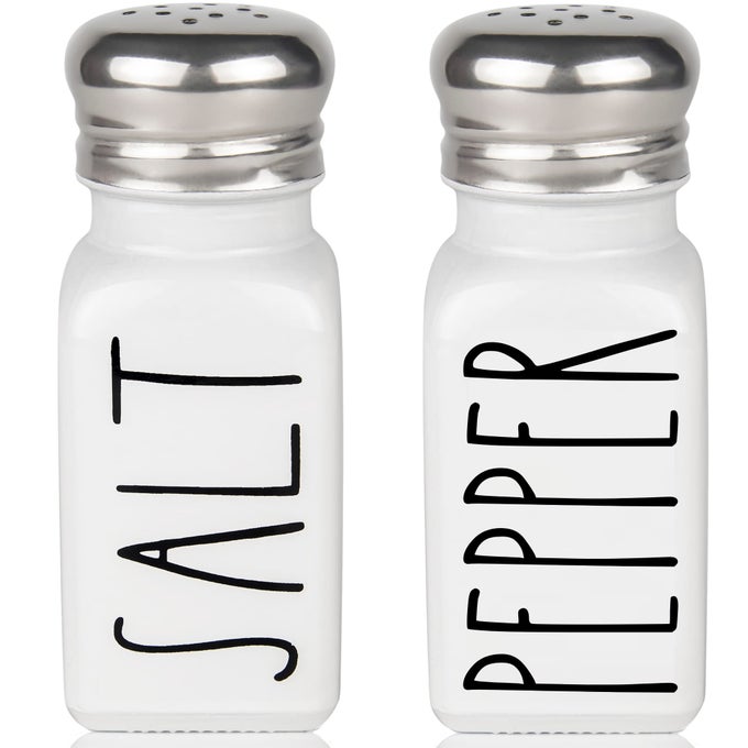 WHITE SALT AND PEPPER SHAKERS SET BY NEUTRAL MINIMALIST KITCHEN DECOR MODERN FARMHOUSE KITCHEN DECOR CUTE GLASS SHAKERS FOR HOME RESTAURANTS WEDDINGS STAINLESS STEEL LID WHITE