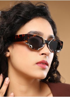 Haute Sauce Polarized Full Rim Oval Sunglasses For Women  - Image 3