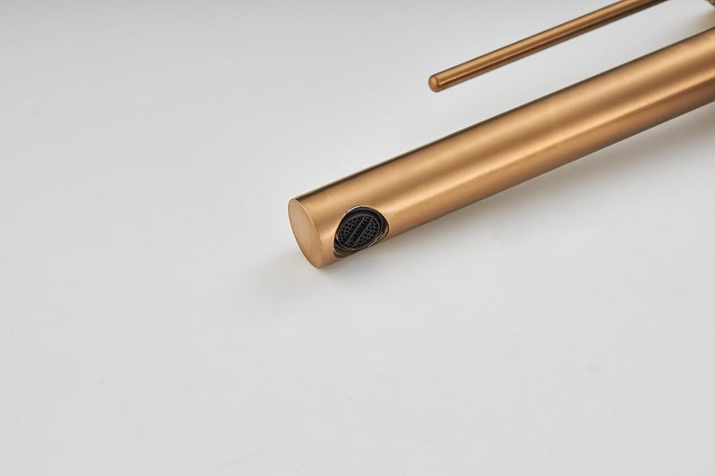 B BACKLINE صنبور خلاط حوض ب باكلين نحاسي لصنبور حوض الحمام صنبور عمود للأحواض صنبور حوض ساخن وبارد صنبور خلاط للحمام وغرفة المعيشة باللون الذهبي غير اللامع - Image 4