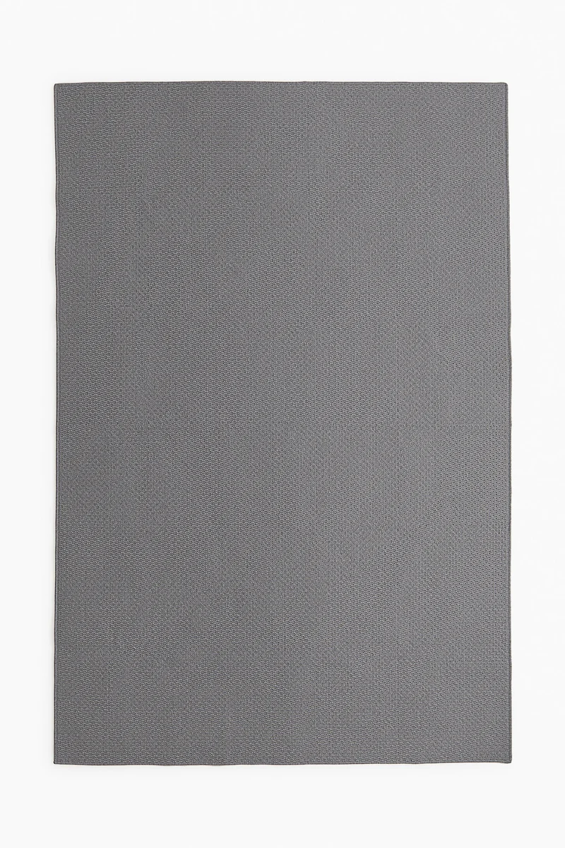 اتش اند ام سجادة كبيرة للاستخدام الداخلي والخارجي