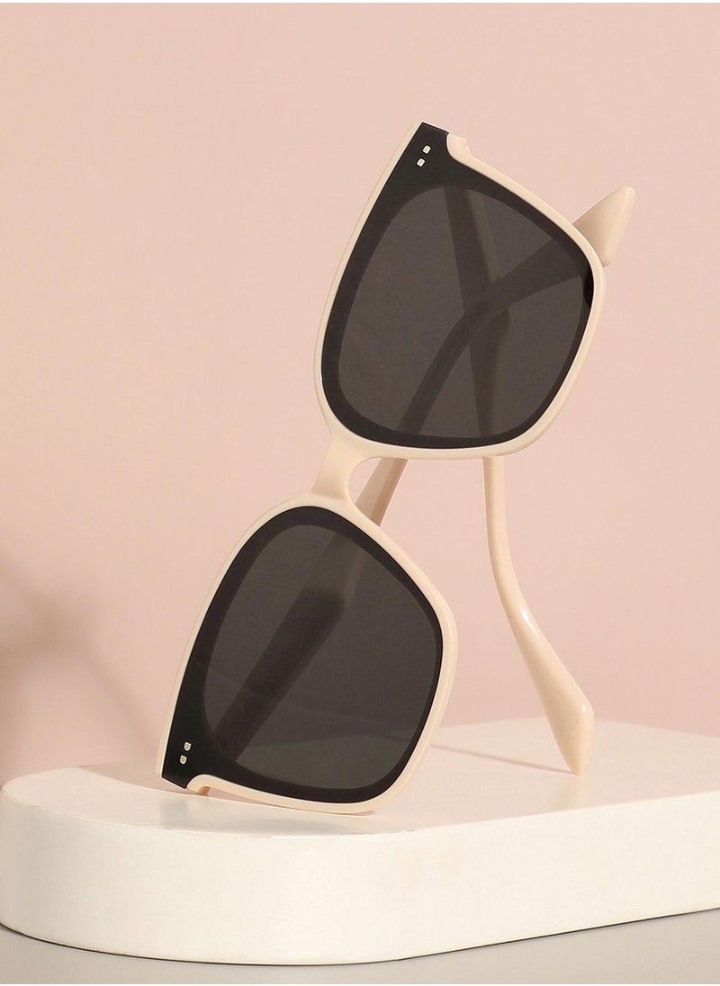 Haute Sauce - Tinted Lens White Frame Oversized Sunglass - Image 1