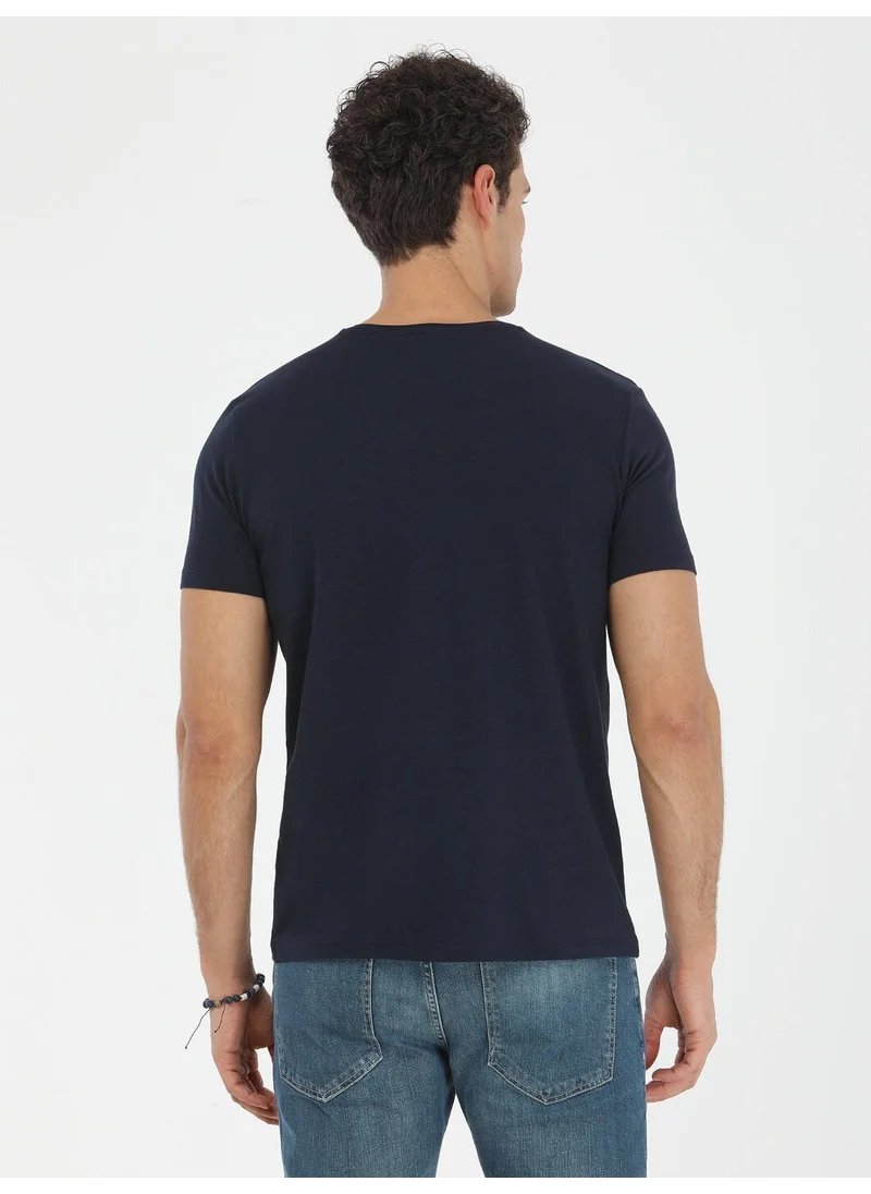 كيب Navy Blue Crew Neck Cotton Blend T-Shirt