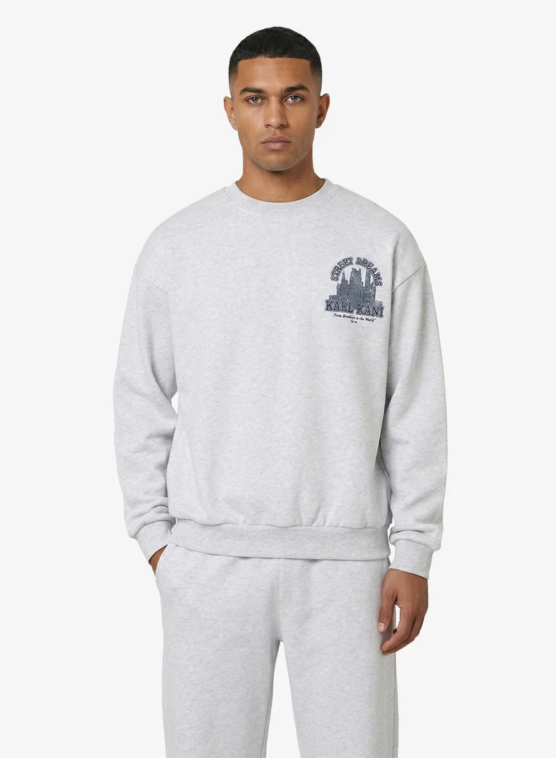 كارل كاني شعار طاقم كبير الحجم