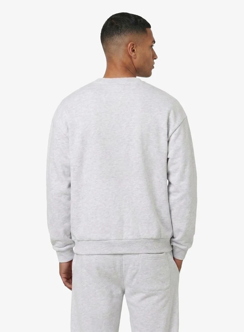 كارل كاني شعار طاقم كبير الحجم