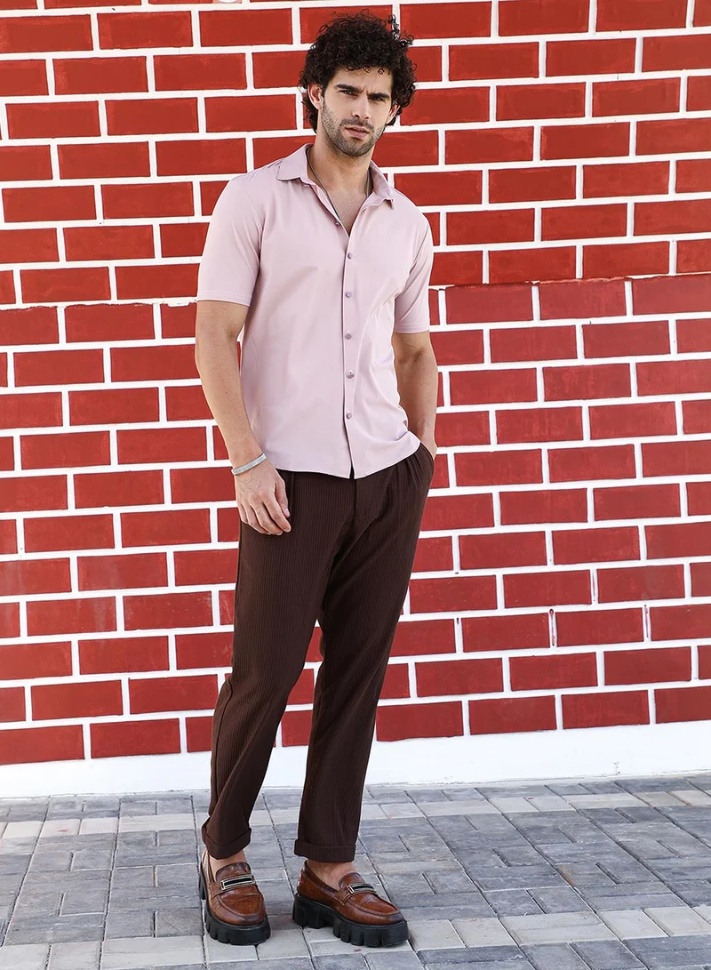 كامبوس سوترا Campus Sutra Men's Lemonade Pink Seamless Waffle Shirt For Casual Wear | Spread Collar | Short Regular Sleeves | Button Closure | Shirt Crafted With Comfort Fit For Everyday Wear