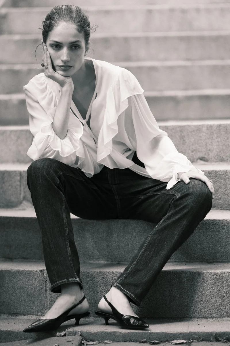 H&M Straight Regular High Jeans