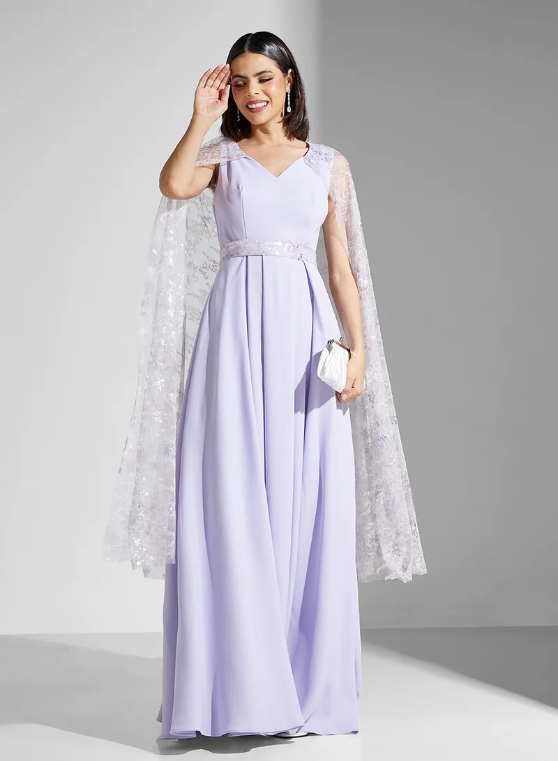 نمشي x Lace Overlay Evening Dress