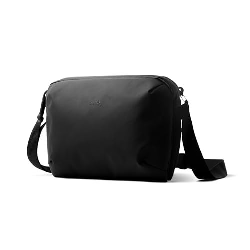 Bellroy Venture Travel Crossbody (black crossbody bag/travel bag with RFID protection and optimized for travel) - JetBlack - Image 1