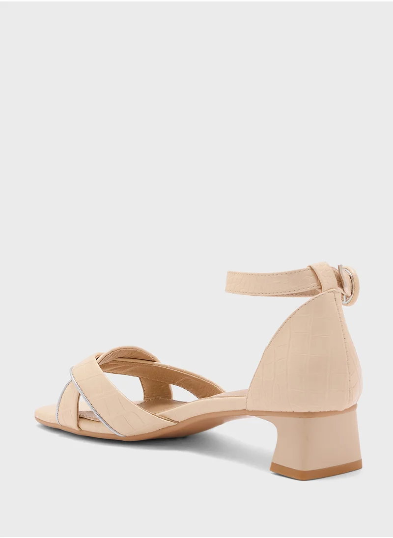Khizana Textured Twisted Heeled Sandal