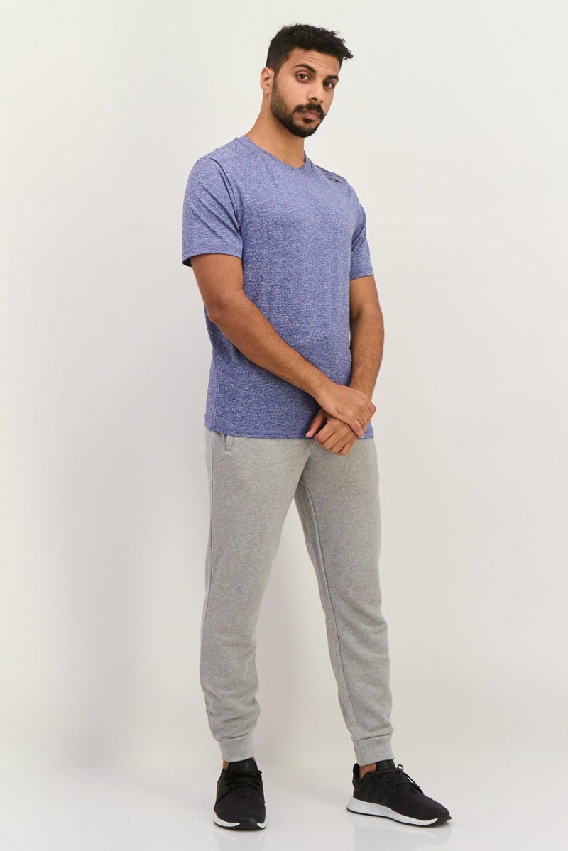 SKECHERS تي شيرت تدريب قصير الأكمام للرجال، أزرق مائل للرمادي - Image 2