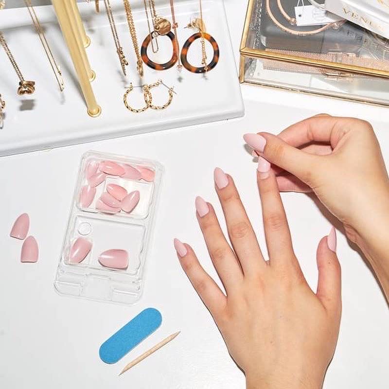 Coslifestore 24 Reusable Artificial Fake Nail Set| Long round Shape Glossy Press On Nails| Lightweight & Long Lasting| Quick Fix For Festivals & Special Occasions (Designer French) - Image 4