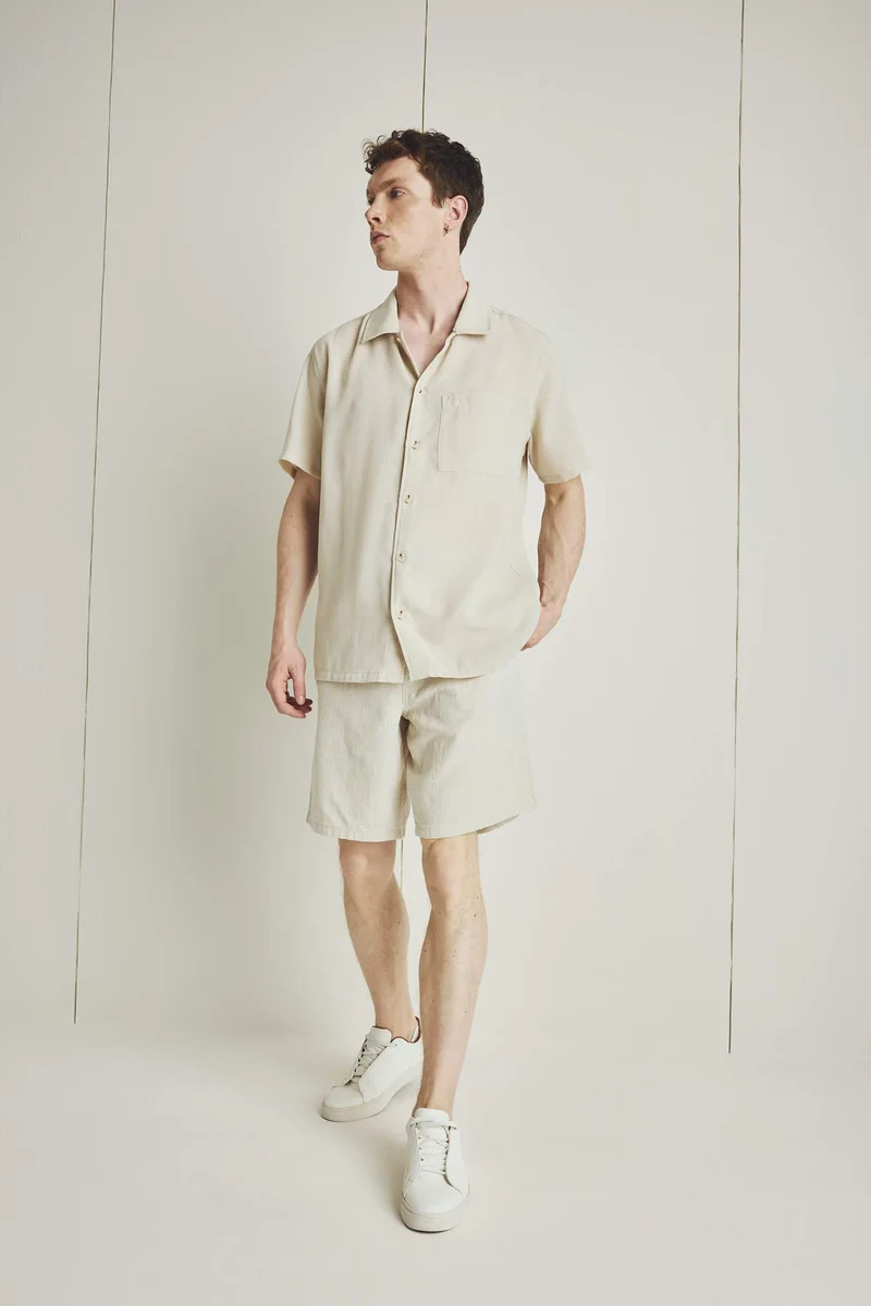 ديفاكتو Relax Fit Polo Neck Short Sleeve Linen Look Shirt