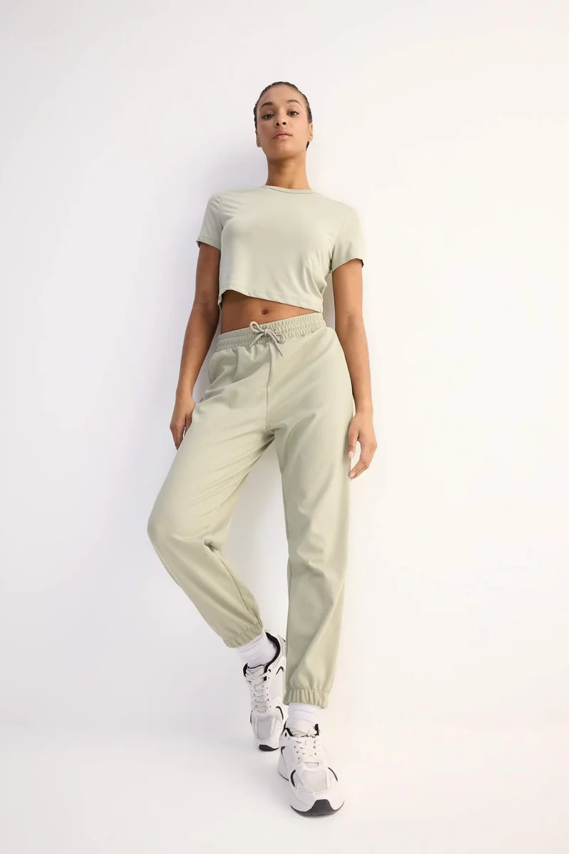 DeFacto DeFactoFit Crew Neck Basic Sports Crop Top T-Shirt
