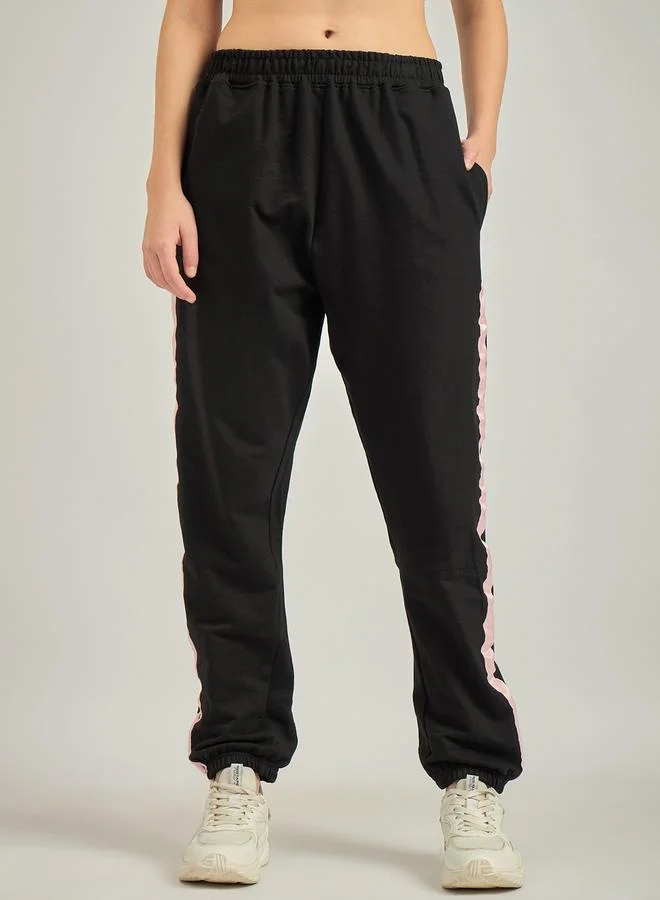 أوجيدر جوغر سادة مزين بشريط جانبي