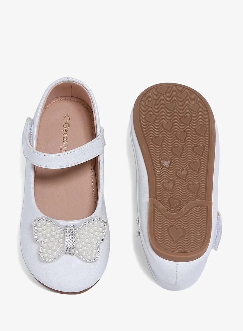 Geoomnii WHITE Geoomnii Infant Girls Ballerina Shoes – Soft Closed-Toe Flats for Baby Girls, Comfortable Daily Wear & Special Occasions for Women | Best Price UAE