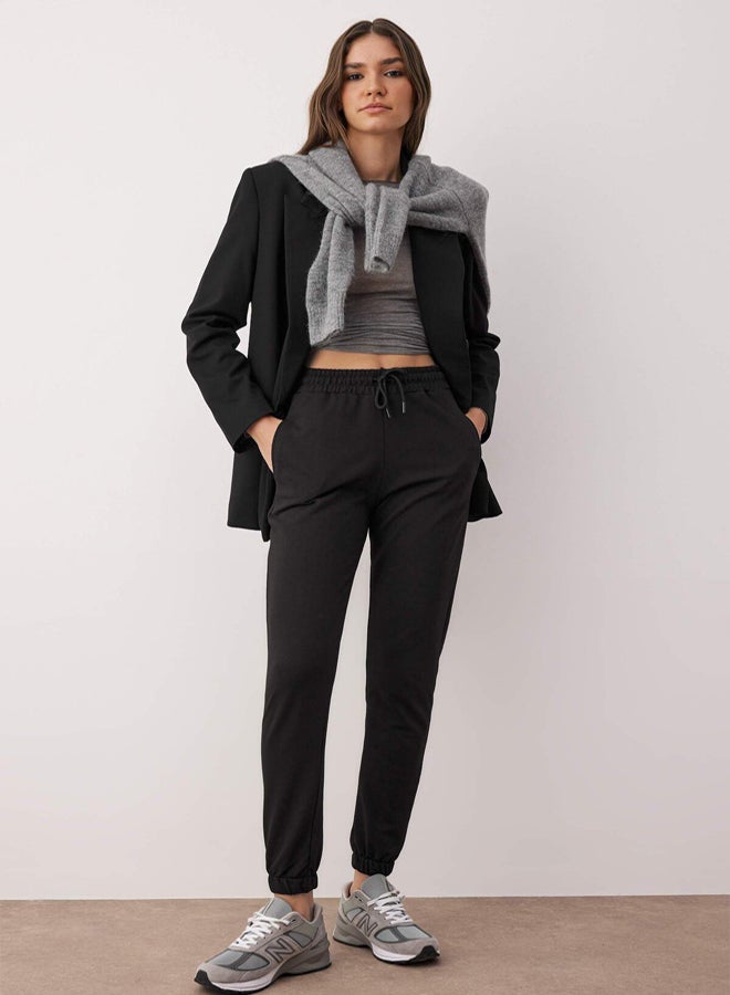 trendyol Black Basic Jogger Thin Knitted Sweatpants - Image 1
