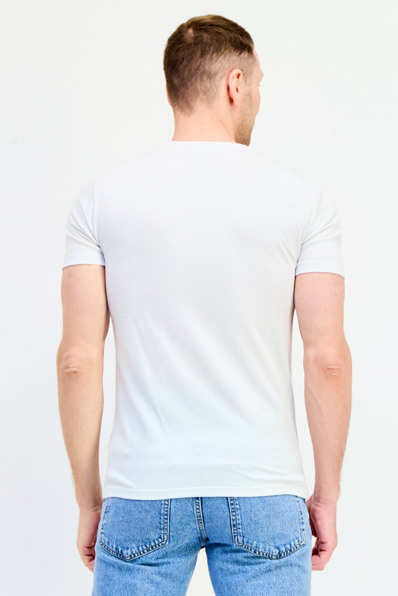 GAP Men Crew Neck Short Sleeve Graphic T Shirt, White - Image 4