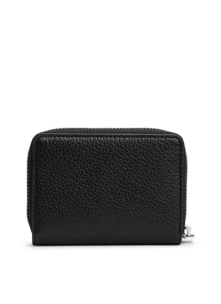 TOMMY JEANS Logo Wallets