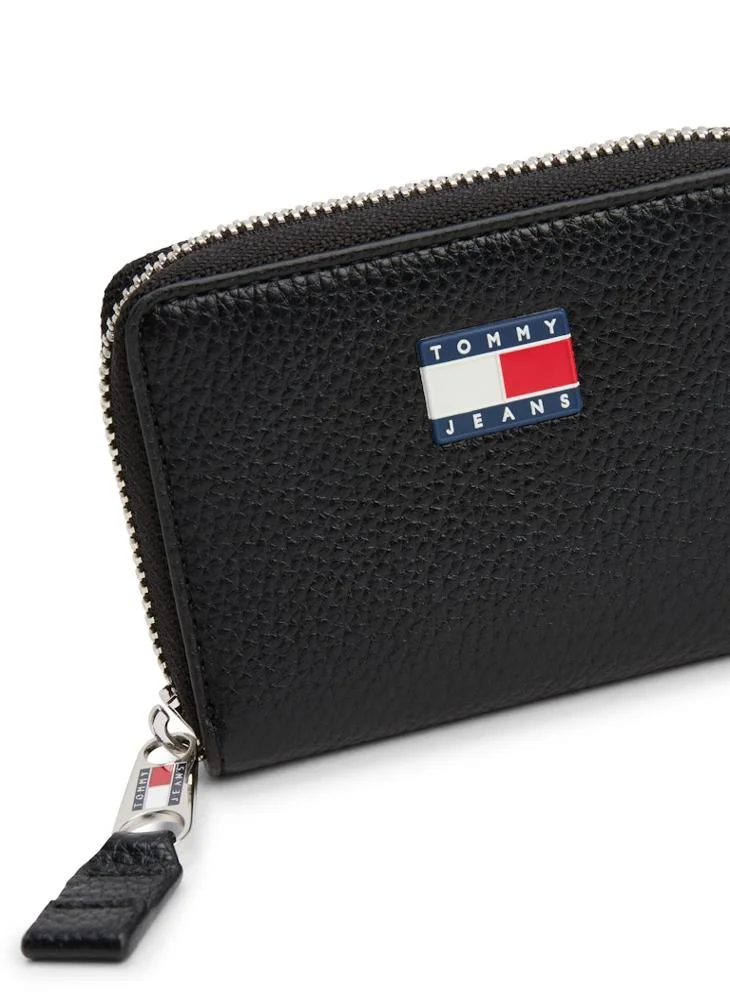 TOMMY JEANS Logo Wallets