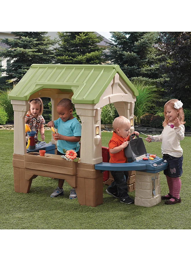 ستيب2 Great Outdoors Playhouse