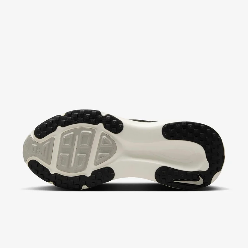Nike Women's Vomero 18 Road Running Shoes